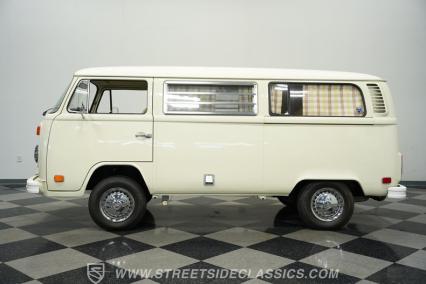 1973 Volkswagen Westfalia Camper