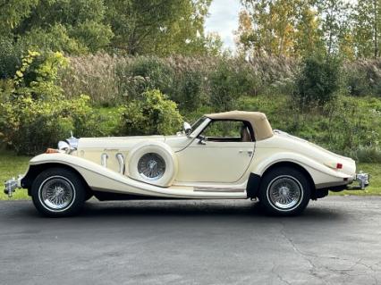 1982 Excalibur Roadster