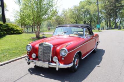 1959 Mercedes-Benz 220S