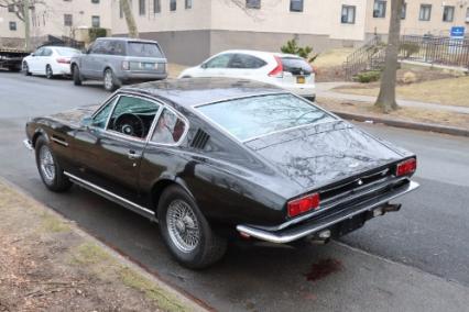 1970 Aston Martin DBS