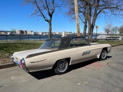 1963 Ford Thunderbird