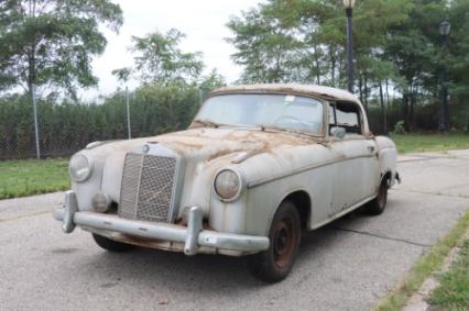 1958 Mercedes-Benz 220S