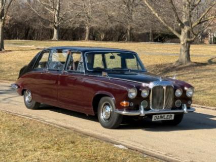 1976 Daimler DS420