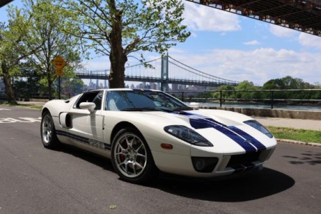 2005 Ford GT