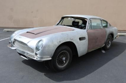 1967 Aston Martin DB6