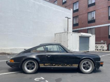 1975 Porsche 911