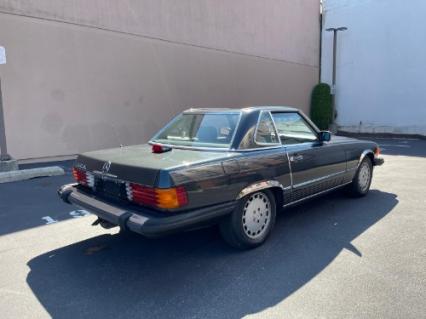 1986 Mercedes-Benz 560SL