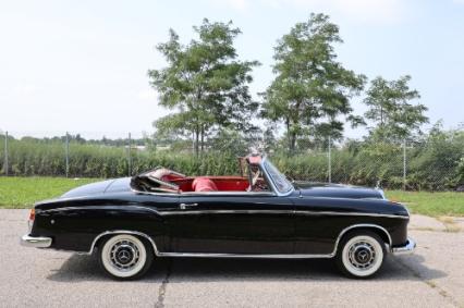 1959 Mercedes-Benz 220S