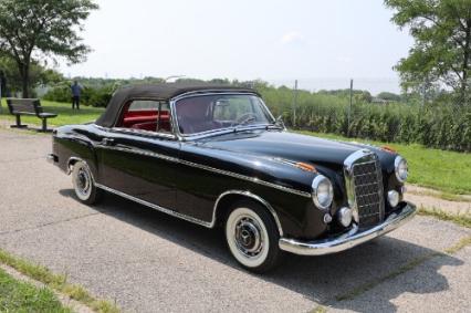 1959 Mercedes-Benz 220S