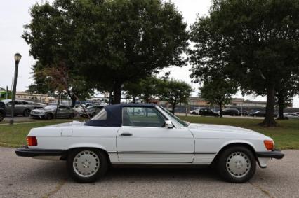 1986 Mercedes-Benz 560SL