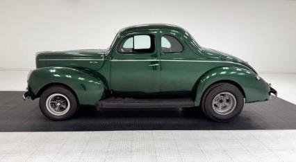 1940 Ford Deluxe