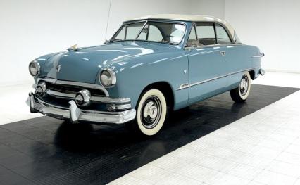 1951 Ford Victoria