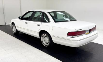 1997 Ford Crown Victoria