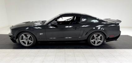 2005 Ford Mustang