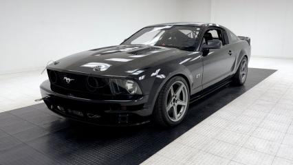 2005 Ford Mustang