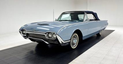 1962 Ford Thunderbird