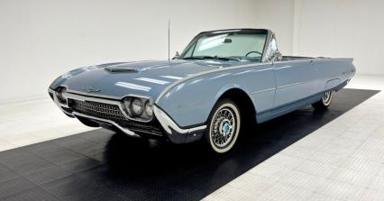 1962 Ford Thunderbird