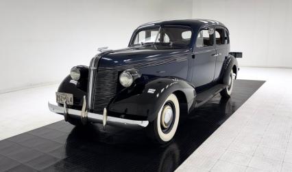 1937 Pontiac Silverstreak