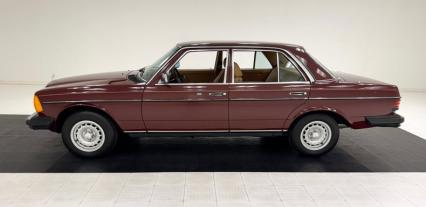 1983 Mercedes-Benz 240D