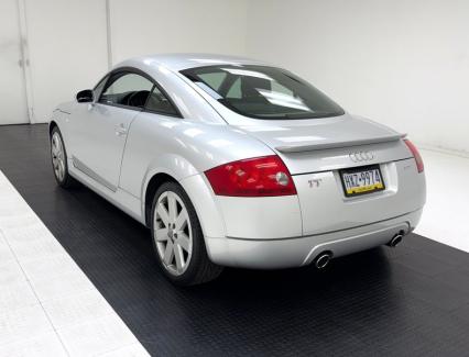 2004 Audi TT