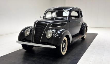 1937 Ford 85 Deluxe