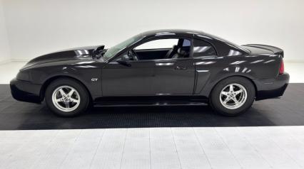 2000 Ford Mustang
