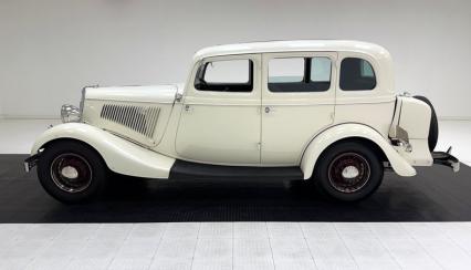 1934 Ford 40 Deluxe