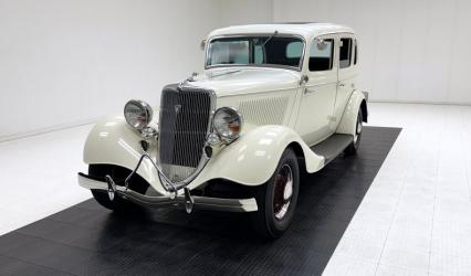 1934 Ford 40 Deluxe