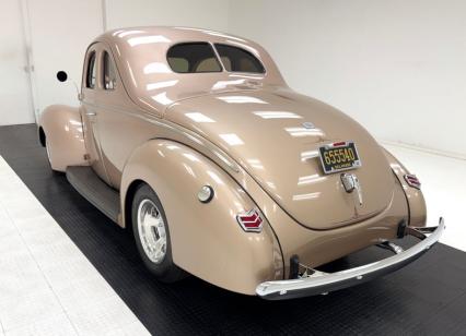 1940 Ford 85 Series Standard