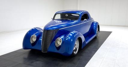 1937 Ford 85 Deluxe