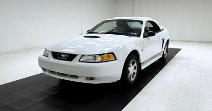 2000 Ford Mustang
