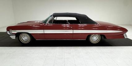 1961 Oldsmobile Starfire