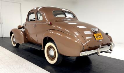 1937 Oldsmobile F37 6 Series