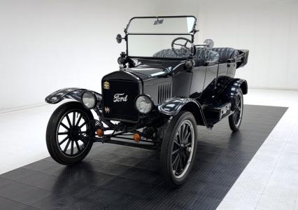 1919 Ford Model T