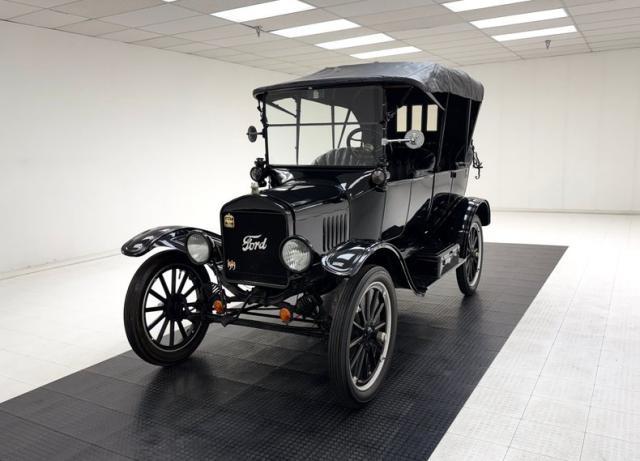 1919 Ford Model T