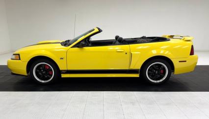 2003 Ford Mustang