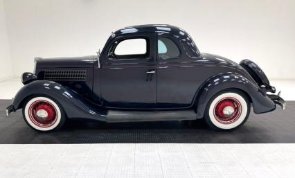 1935 Ford Model 48