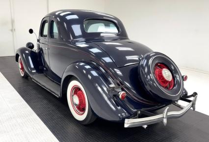 1935 Ford Model 48