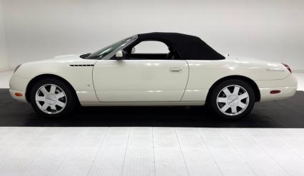 2003 Ford Thunderbird