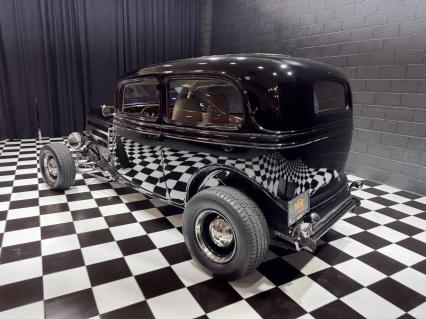 1933 Ford Tudor