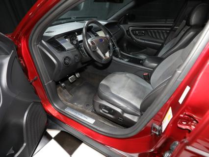 2015 Ford Taurus