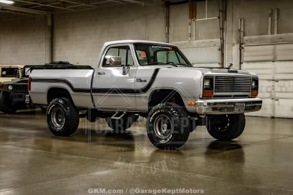 1986 Dodge RAM 100