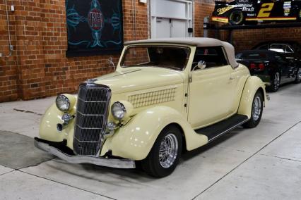 1935 Ford Cabriolet