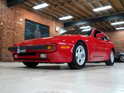 1985 Porsche 944