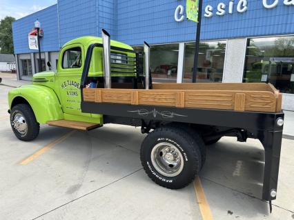 1946 Ford 1 Ton Flatbed
