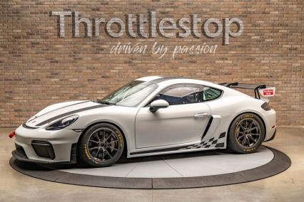 2020 Porsche GT4