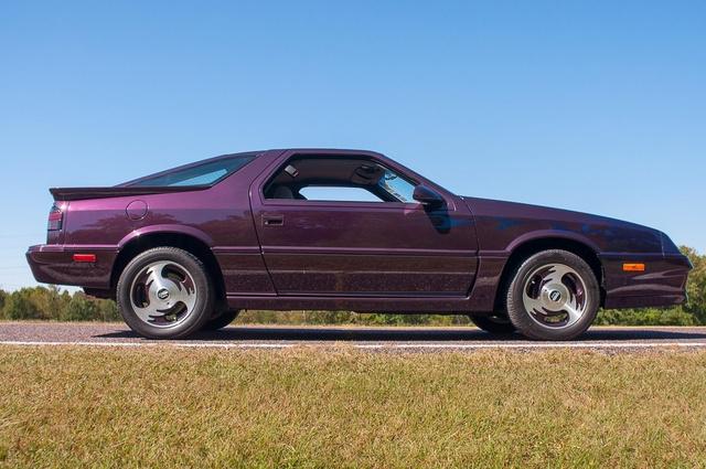 Dodge daytona 1987